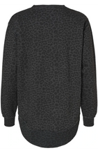 Load image into Gallery viewer, Black Leopard Pullover
